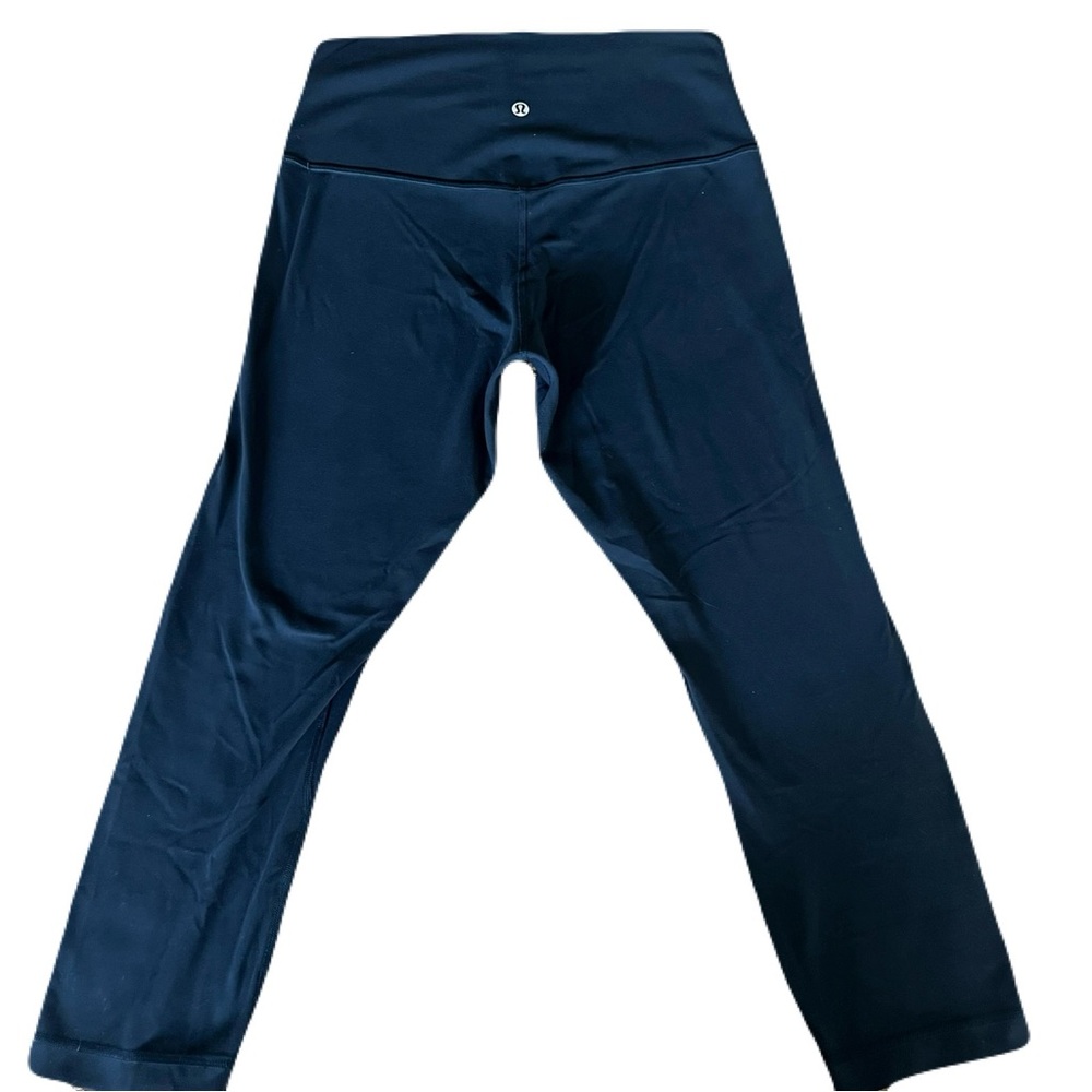 Lululemon Align leggings size 8 blue in color 21” inseam